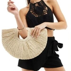 New Ramla | Half Moon Clutch | Woven Crochet Raffia Beach